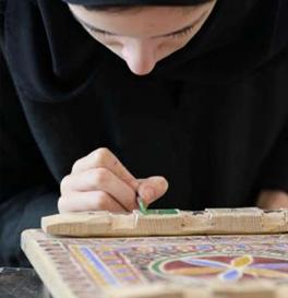 اكتشف التجارب